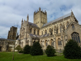 The imposing sight of Wells Cathedral. 